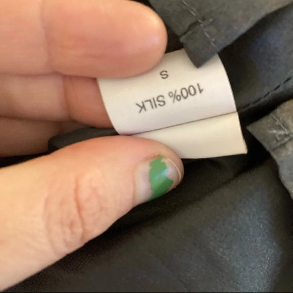 Eileen Fisher Silk Sleeveless Tank Top Gray Small - Picture 7 of 7